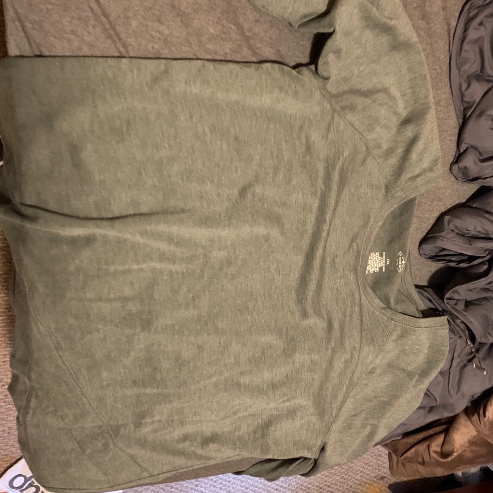 Long sleeve active wear